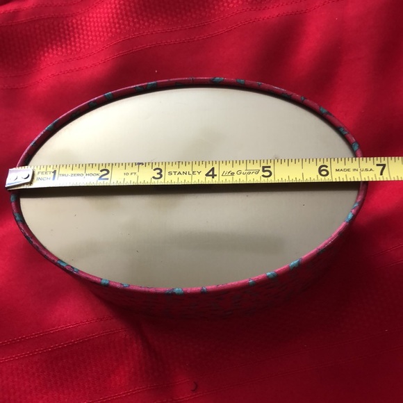 Vintage Stacking/Nesting Tins - Picture 11 of 16